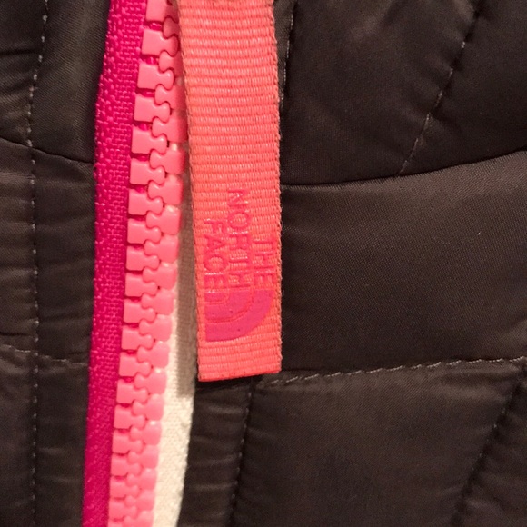 North Face Jacket - Picture 3 of 7